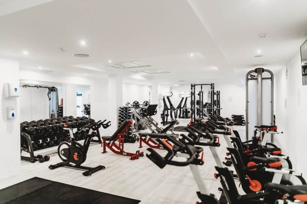 4 Tips for Finding The Best NYC Gym Chain Metropolis Moving