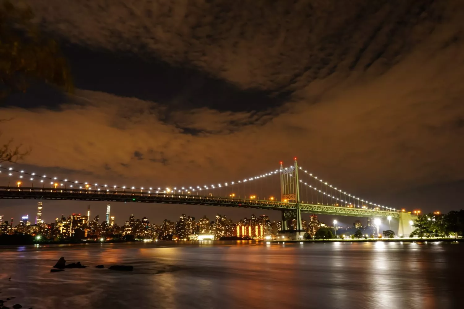 Robert F. Kennedy Bridge at night