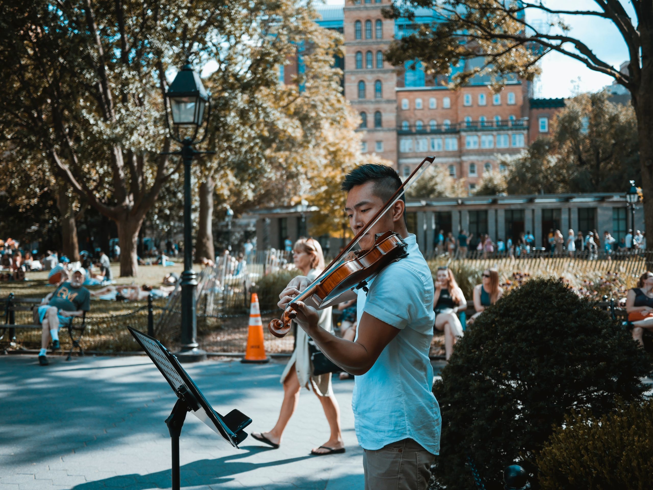 washington square park violinist