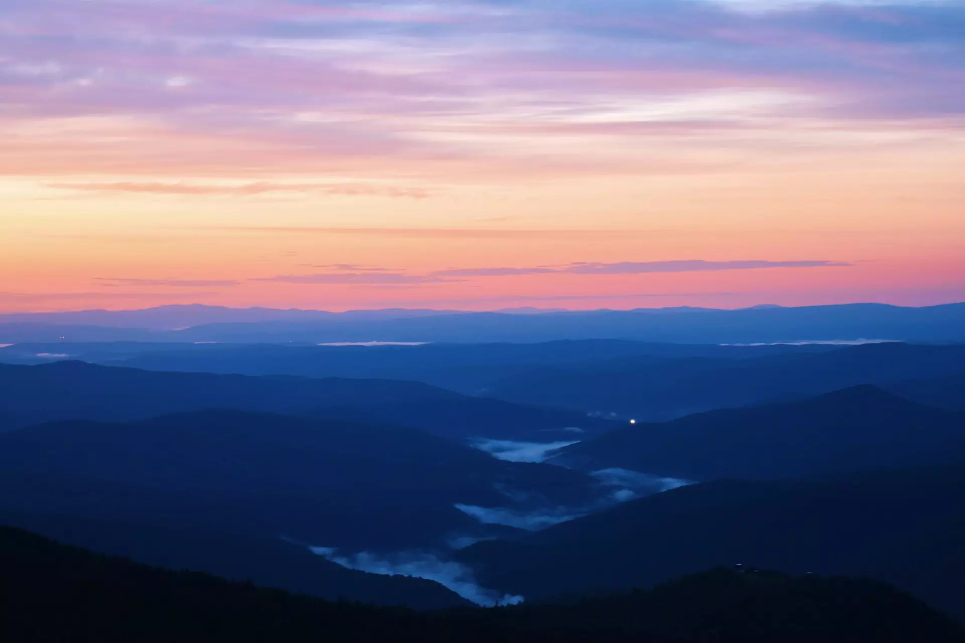 Best Skiing Near NYC: Top 12 Resorts